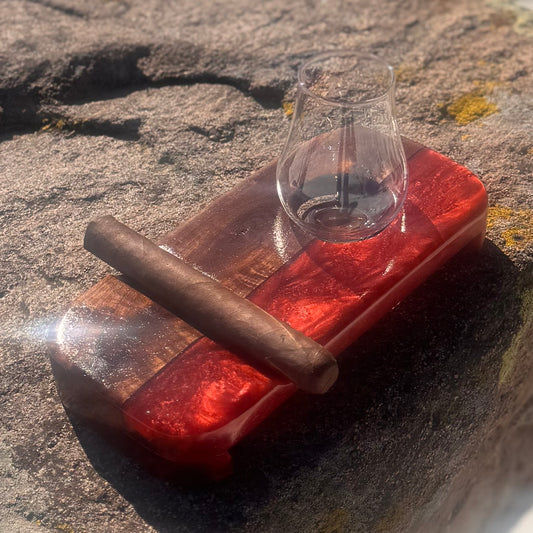 Resin River Glencairn Glass and Cigar Holder