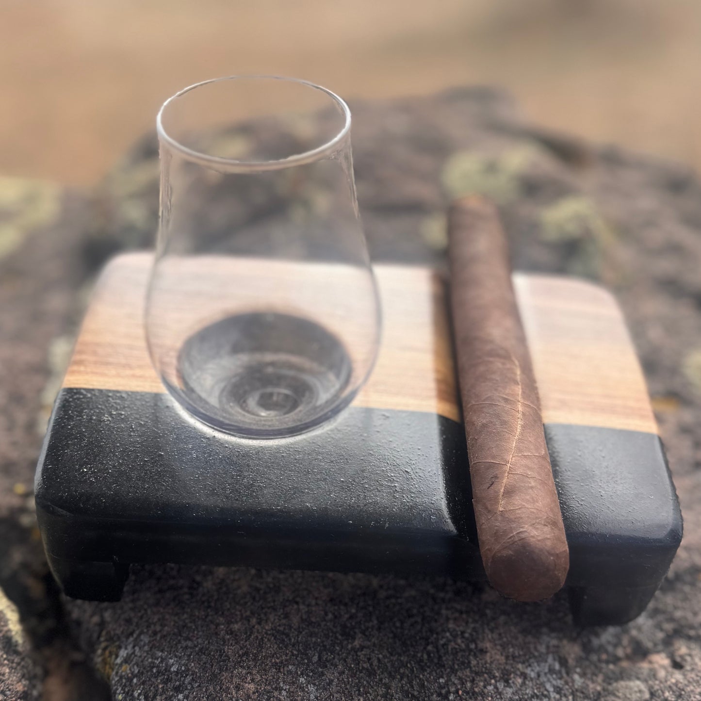 Resin River Glencairn Glass and Cigar Holder
