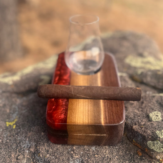 Resin River Glencairn Glass and Cigar Holder